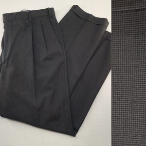 Kirkland Signature 38x32 | Made Italy Gray Wool Houndstooth Check Pleated Pants